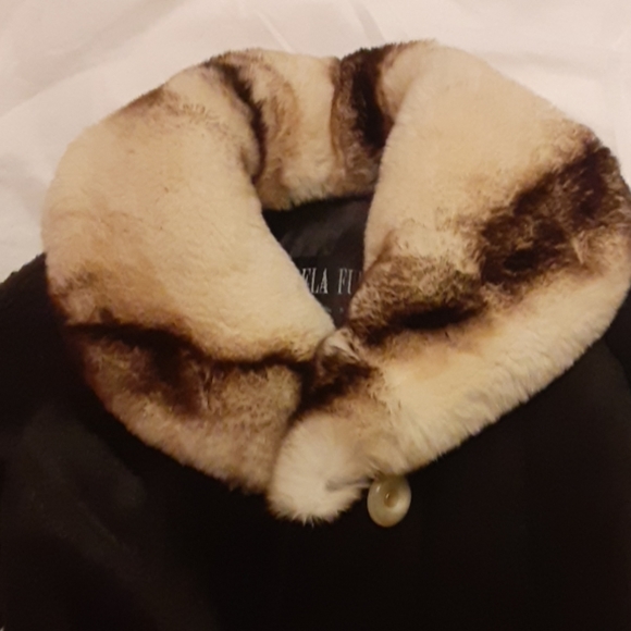 Girl's Michaela Chinchilla Coat - Picture 4 of 4